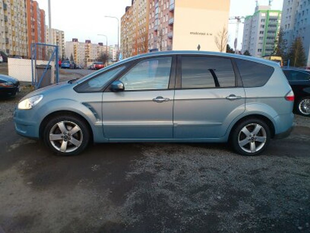 Ford S-MAX MPV 1,8 l 92 kw