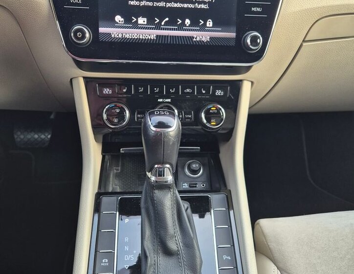 Škoda Superb Sedan / Limuzína 2,0 l 110 kw