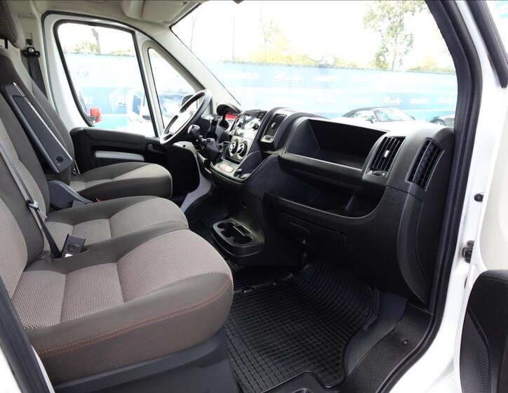 Citroën Jumper Ostatní 2,2 l 103 kw