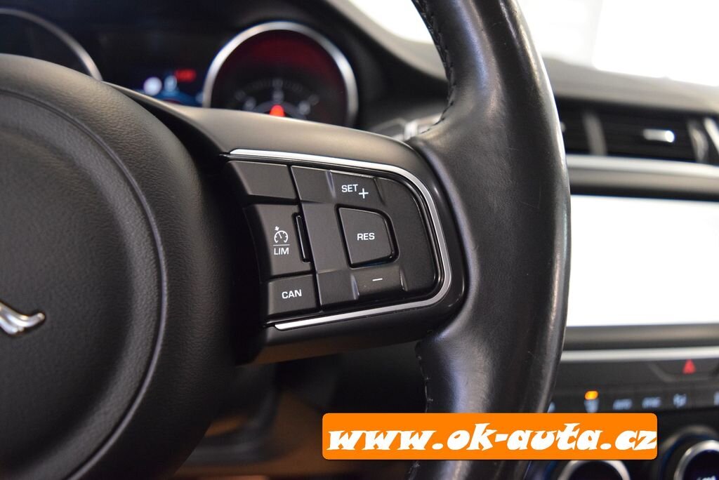 Jaguar F-Pace SUV 2,0 l 110 kw