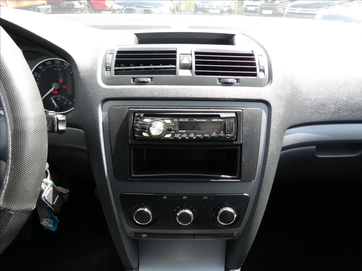 Škoda Octavia Kombi 1,2 l 77 kw