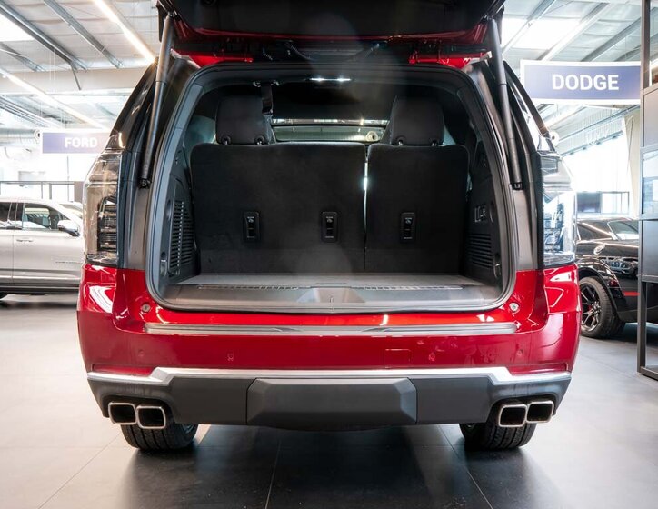 Chevrolet Tahoe SUV 6,2 l 313 kw