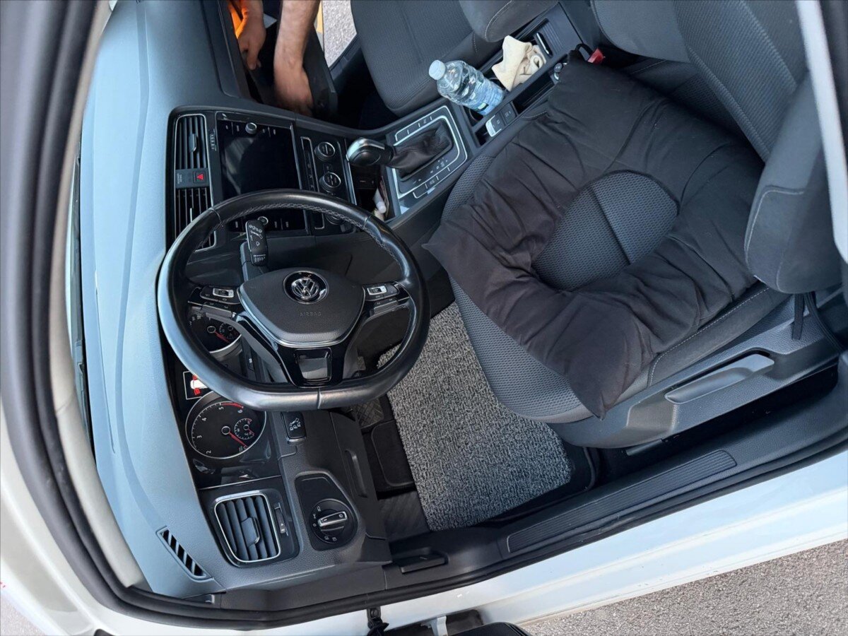 Volkswagen Golf Kombi 2,0 l 110 kw