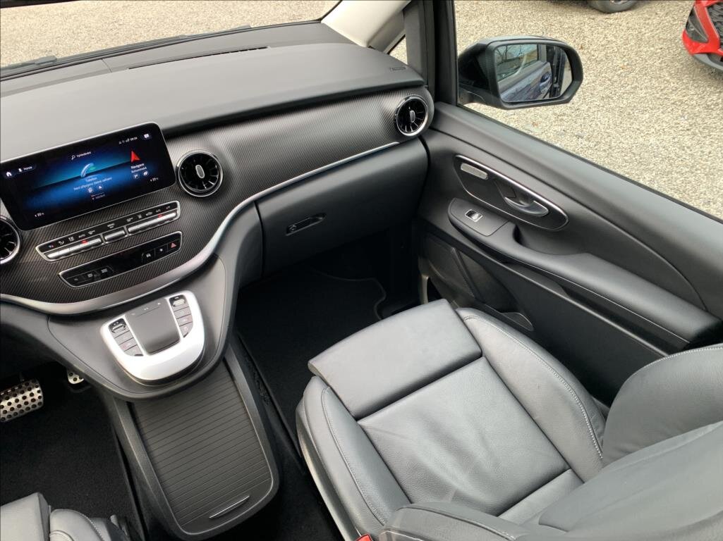 Mercedes-Benz Ostatní Ostatní 2,0 l 174 kw