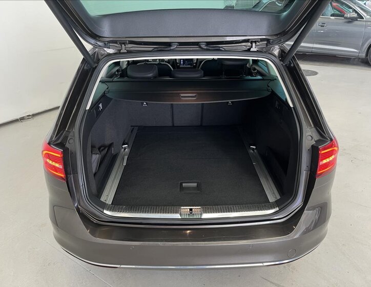 Volkswagen Passat 30