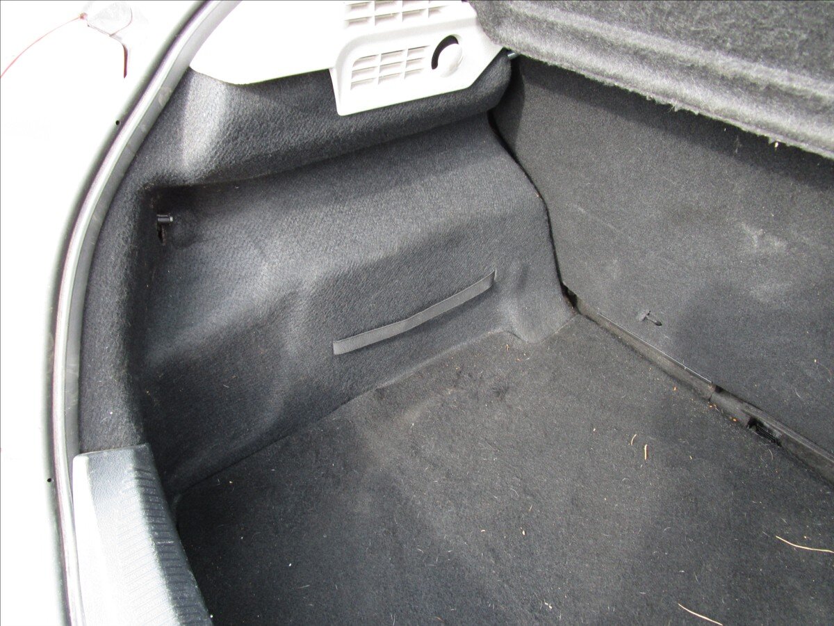 Peugeot 207 Hatchback 1,4 l 70 kw