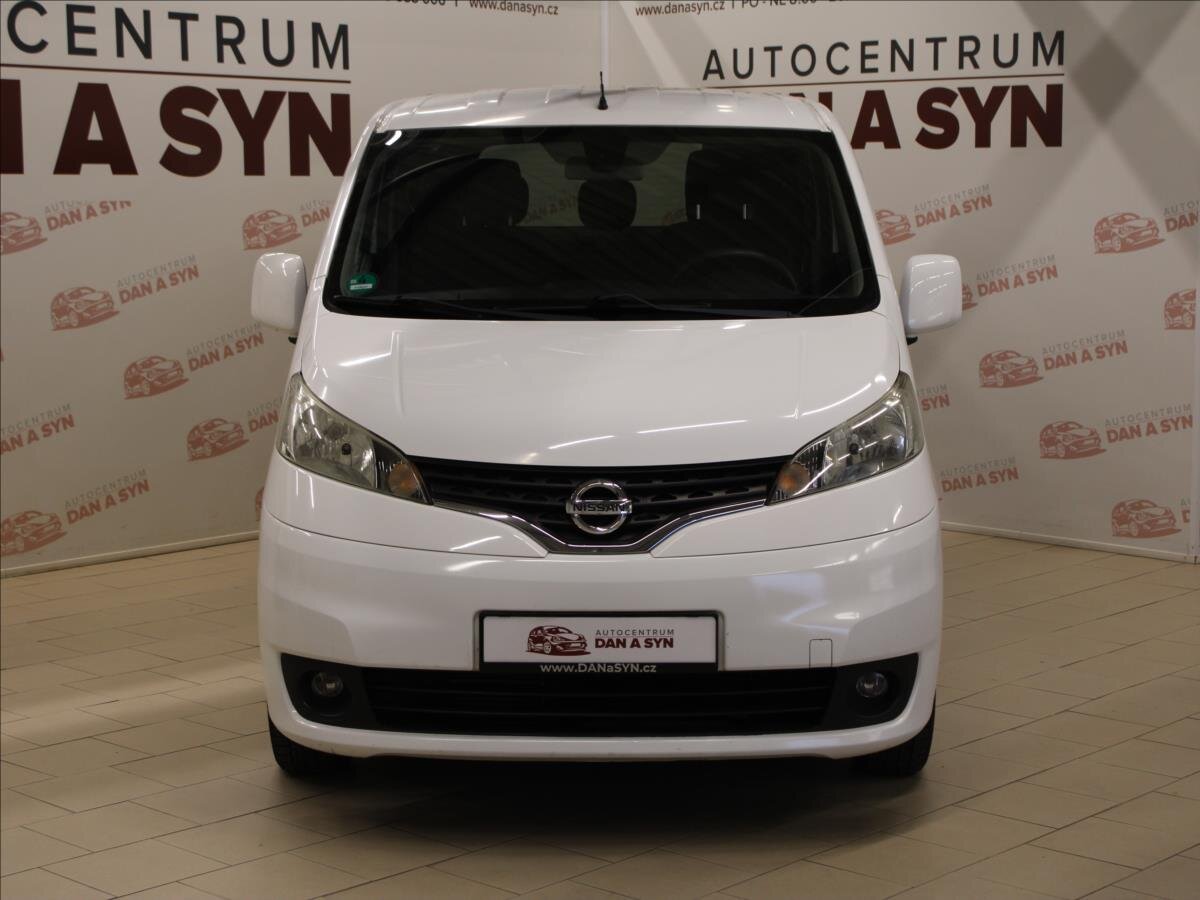 Nissan NV200