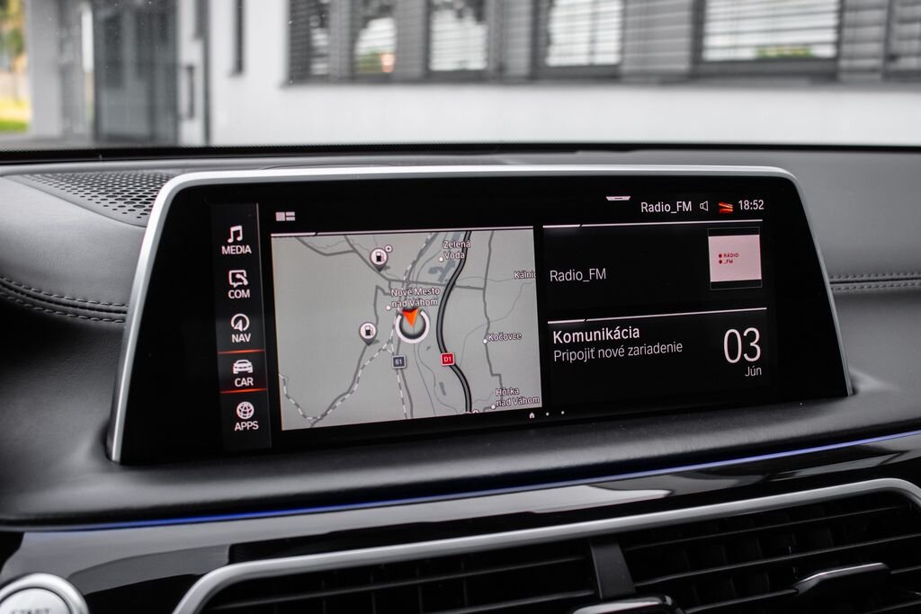 BMW Řada 7 Sedan 3,0 l 294 kw