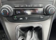 Honda CR-V SUV / Terénní 2,2 l 110 kw
