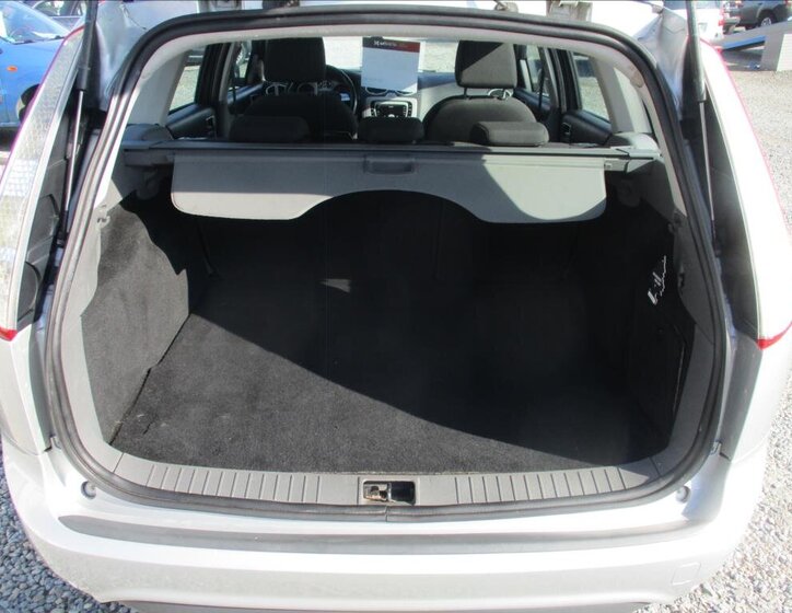 Ford Focus Kombi 1,6 l 74 kw