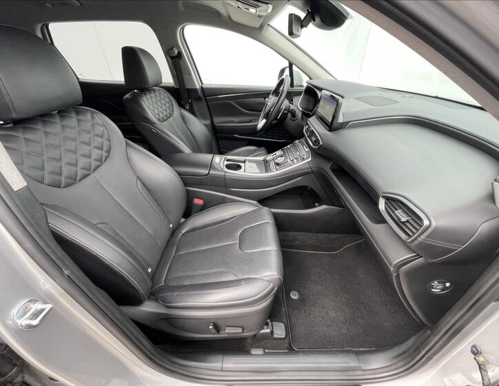 Hyundai Santa Fe SUV / Terénní 2,2 l 148 kw