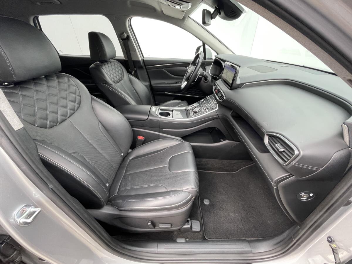 Hyundai Santa Fe SUV / Terénní 2,2 l 148 kw