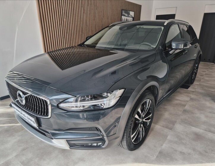 Volvo V90 Kombi 2,0 l 177 kw