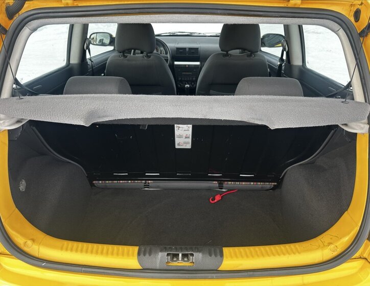 Volkswagen Fox Hatchback 1,2 l 40 kw