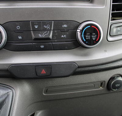 Ford Transit 13