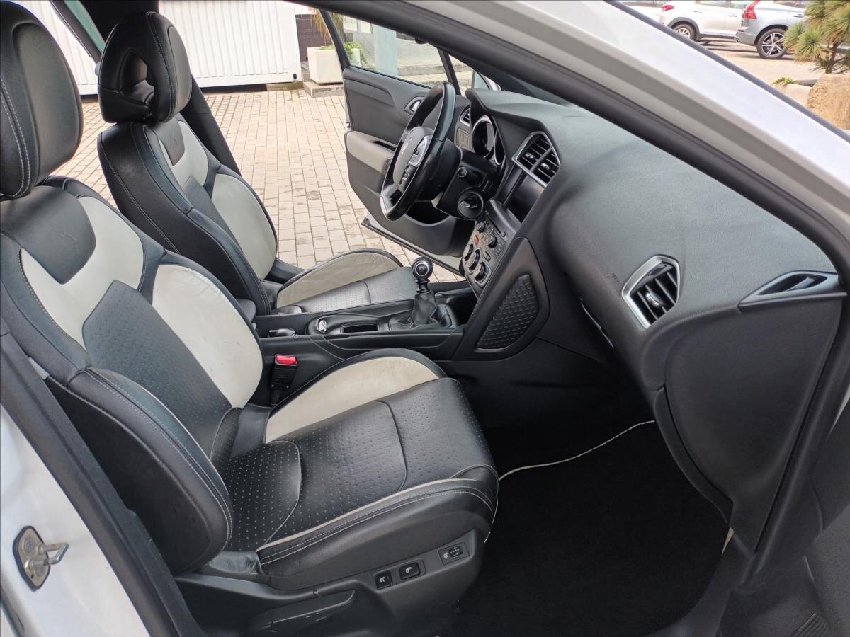 Citroën DS4 Hatchback 1,6 l 147 kw