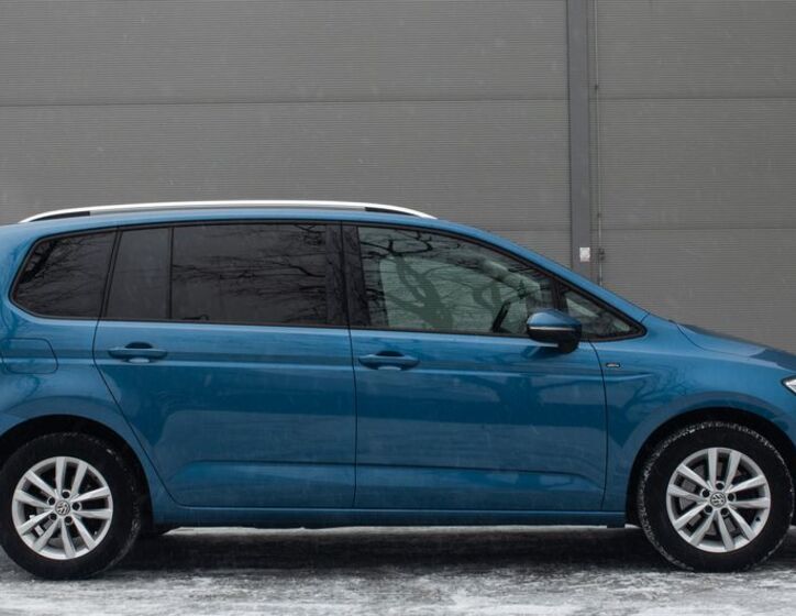 Volkswagen Touran 8