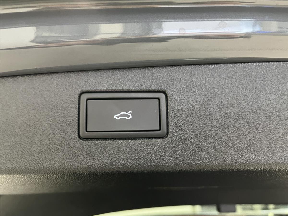 Volkswagen Tiguan SUV 1,5 l 96 kw