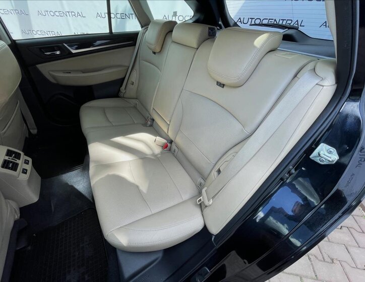 Subaru Outback 25