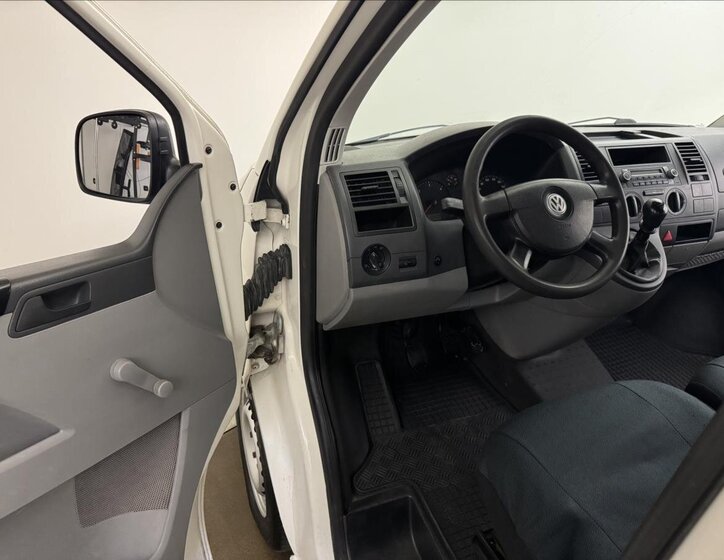 Volkswagen Transporter Valník 1,9 l 75 kw