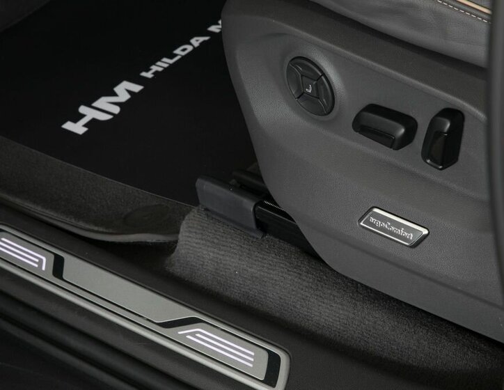 Volkswagen Touareg SUV / Terénní 3,0 l 210 kw