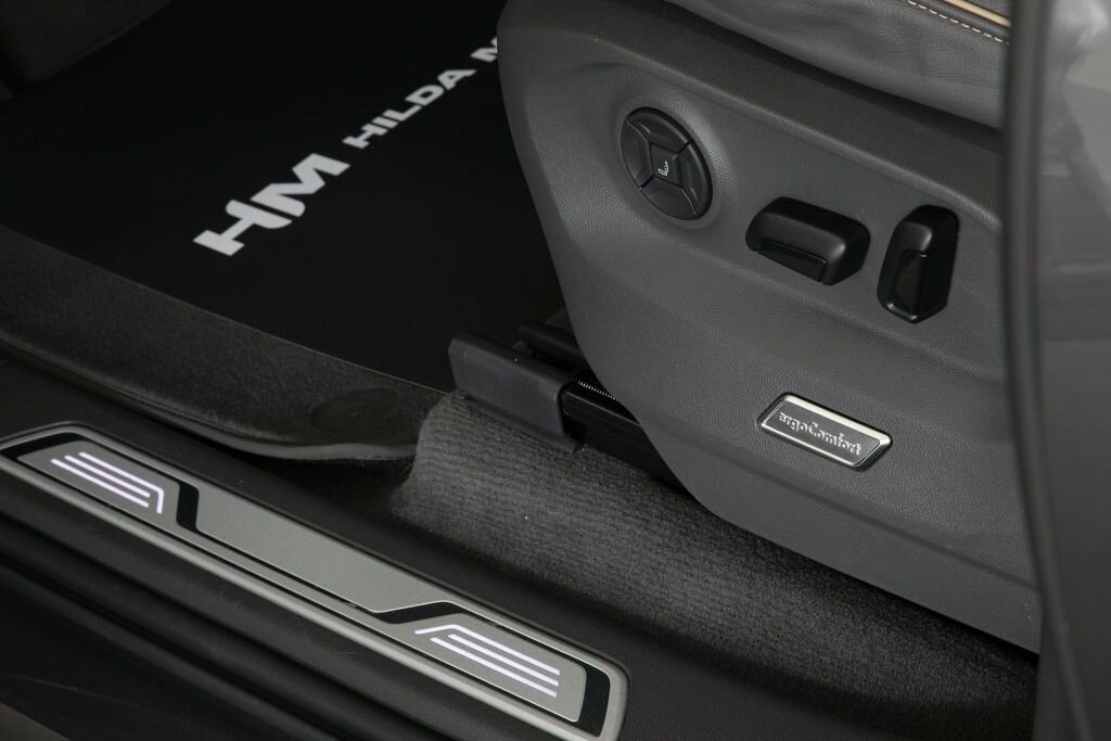 Volkswagen Touareg SUV / Terénní 3,0 l 210 kw