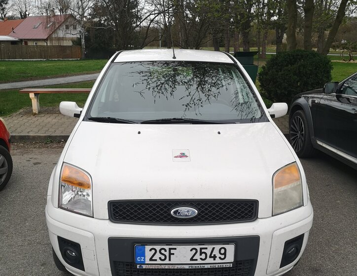 Ford Fusion Hatchback 200,0 34 kw