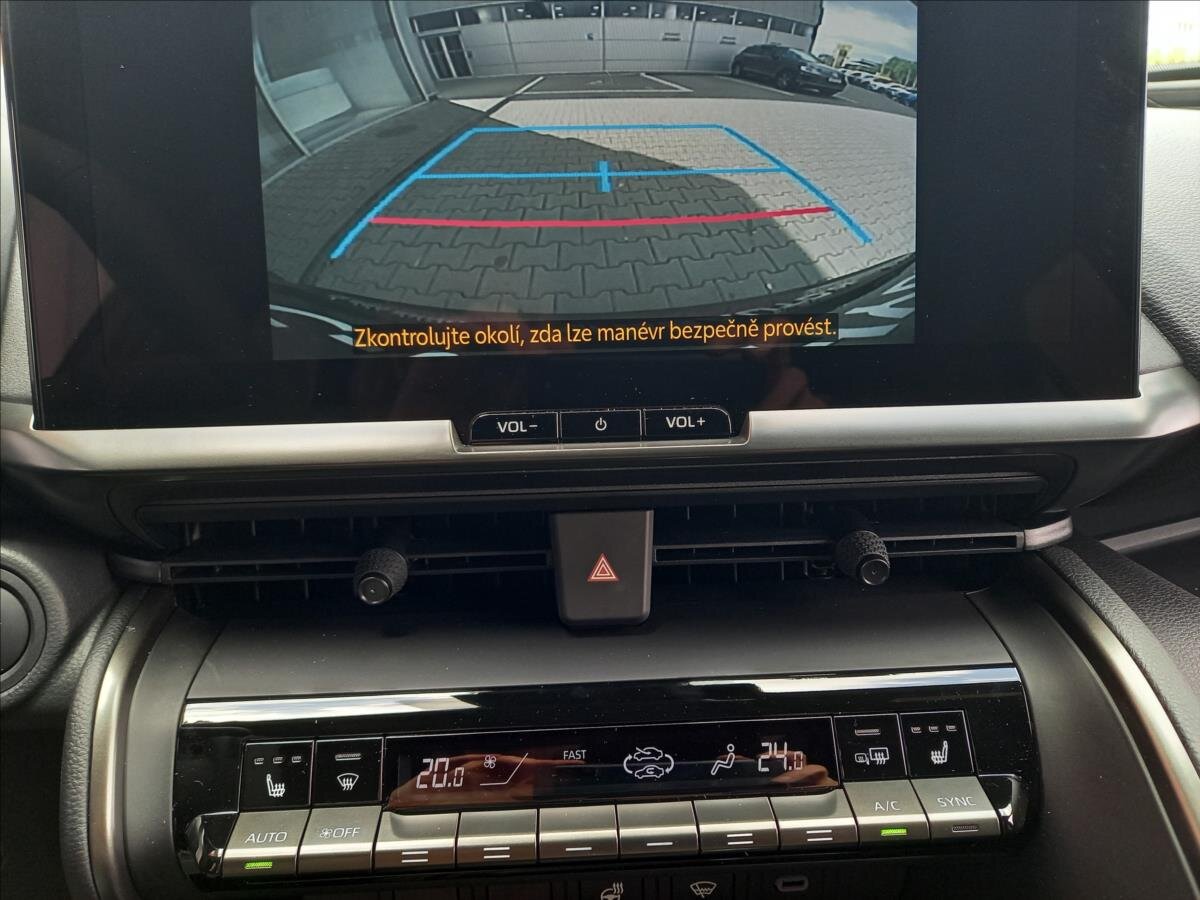 Toyota C-HR SUV 1,8 l 103 kw