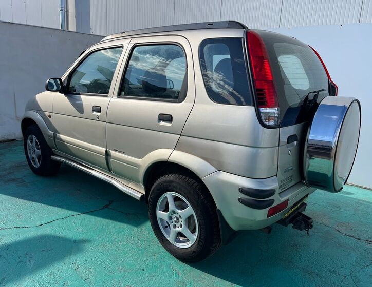 Daihatsu Terios 4