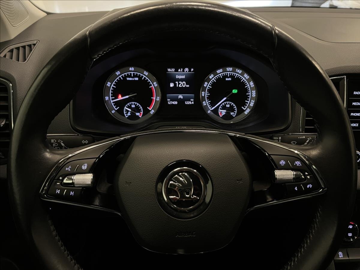 Škoda Karoq SUV / Terénní 1,5 l 110 kw