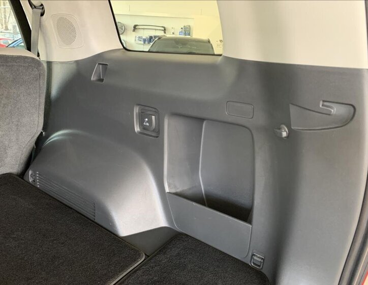 Hyundai Santa Fe SUV / Terénní 1,6 l 158 kw