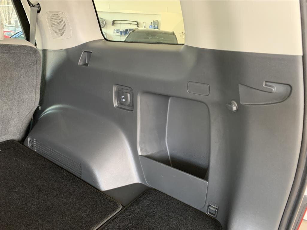 Hyundai Santa Fe SUV / Terénní 1,6 l 158 kw