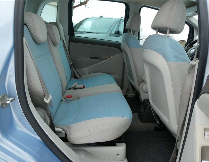 Fiat Idea Hatchback 1,4 l 70 kw