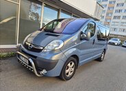 Opel Vivaro Kombi 2,5 l 107 kw