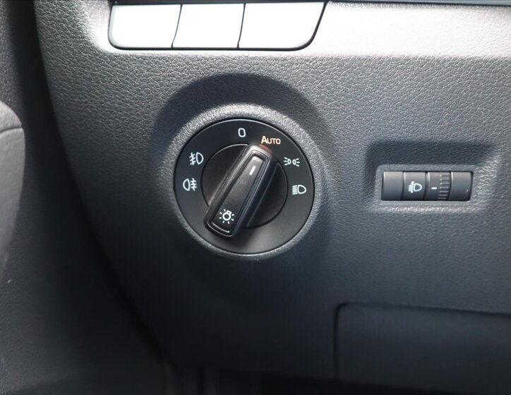 Škoda Fabia Hatchback 999,0 81 kw