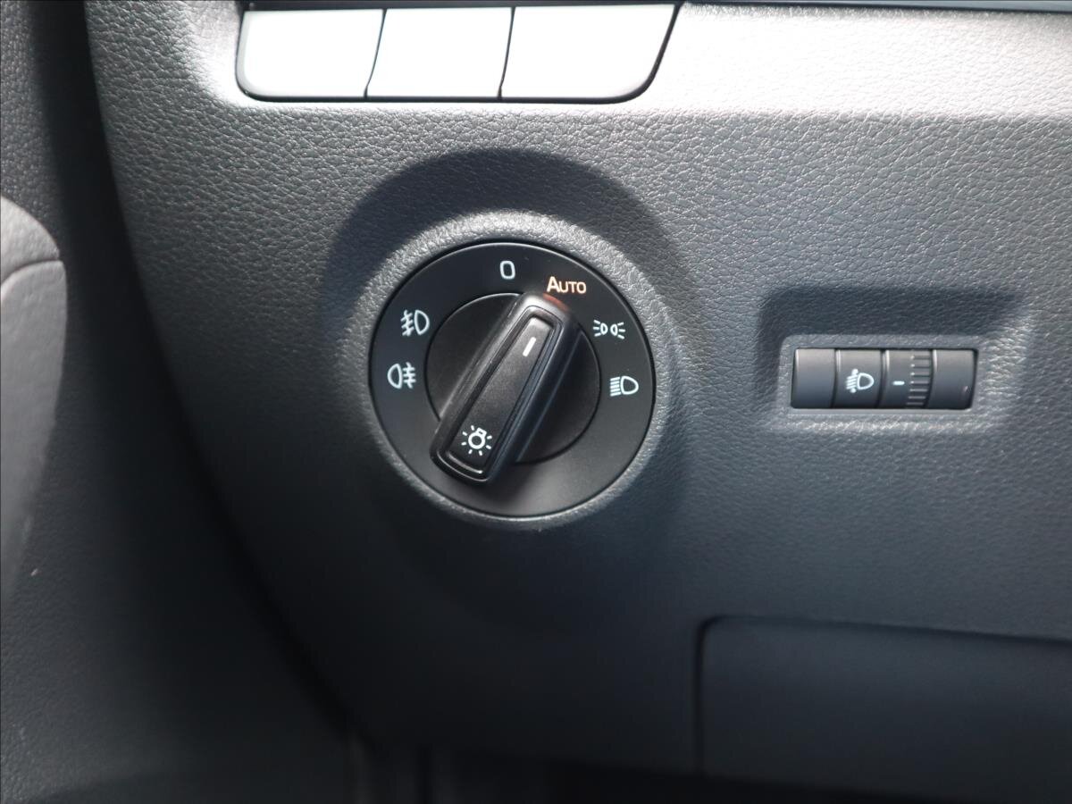 Škoda Fabia Hatchback 999,0 81 kw