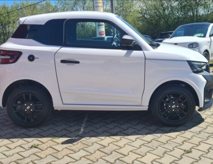 Ligier JS 50 Hatchback 499,0 6 kw