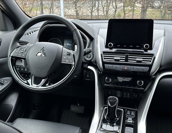 Mitsubishi Eclipse Cross Kombi 2,4 l 138 kw