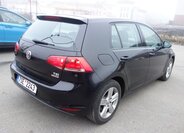 Volkswagen Golf 9