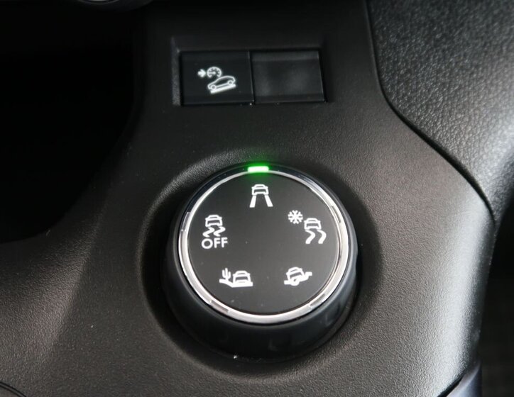 Peugeot Rifter MPV 1,5 l 96 kw