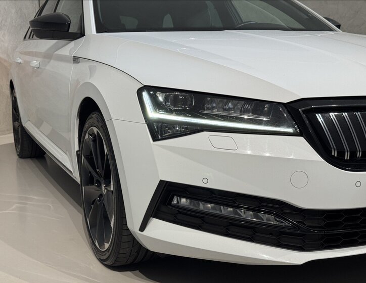 Škoda Superb Kombi 1,4 l 160 kw