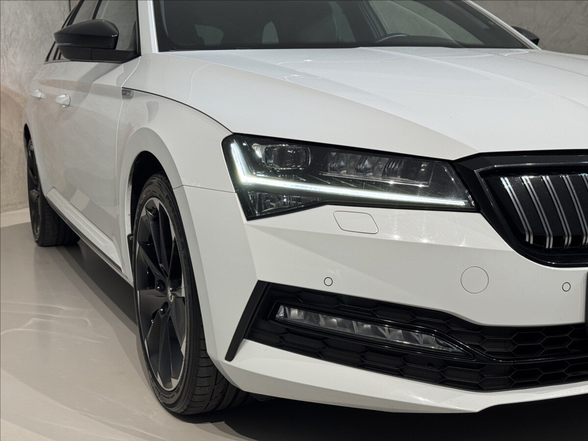 Škoda Superb Kombi 1,4 l 160 kw