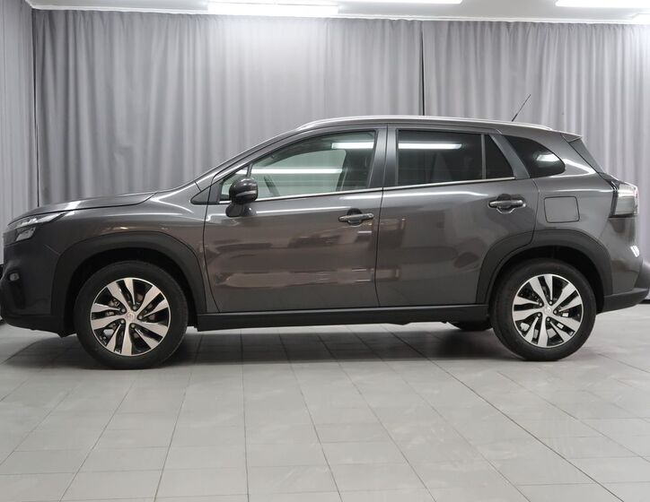 Suzuki S-Cross 5