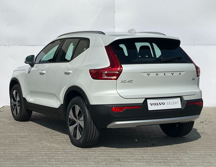 Volvo XC40 16