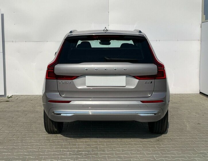 Volvo XC60 SUV / Terénní 2,0 l 184 kw