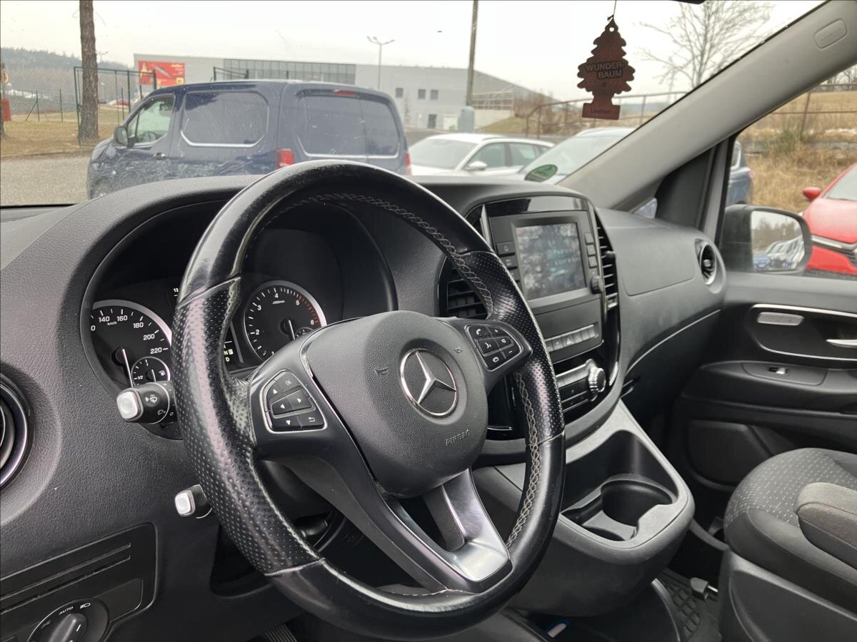 Mercedes-Benz Vito MPV 2,0 l 120 kw