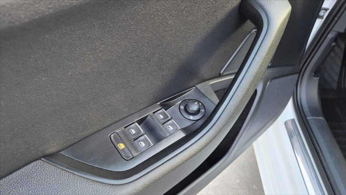 Škoda Superb Kombi 2,0 l 110 kw