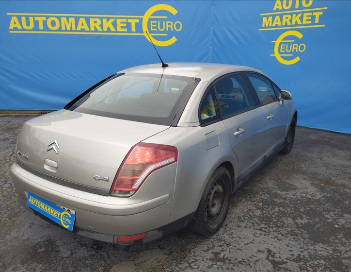 Citroën C4 4