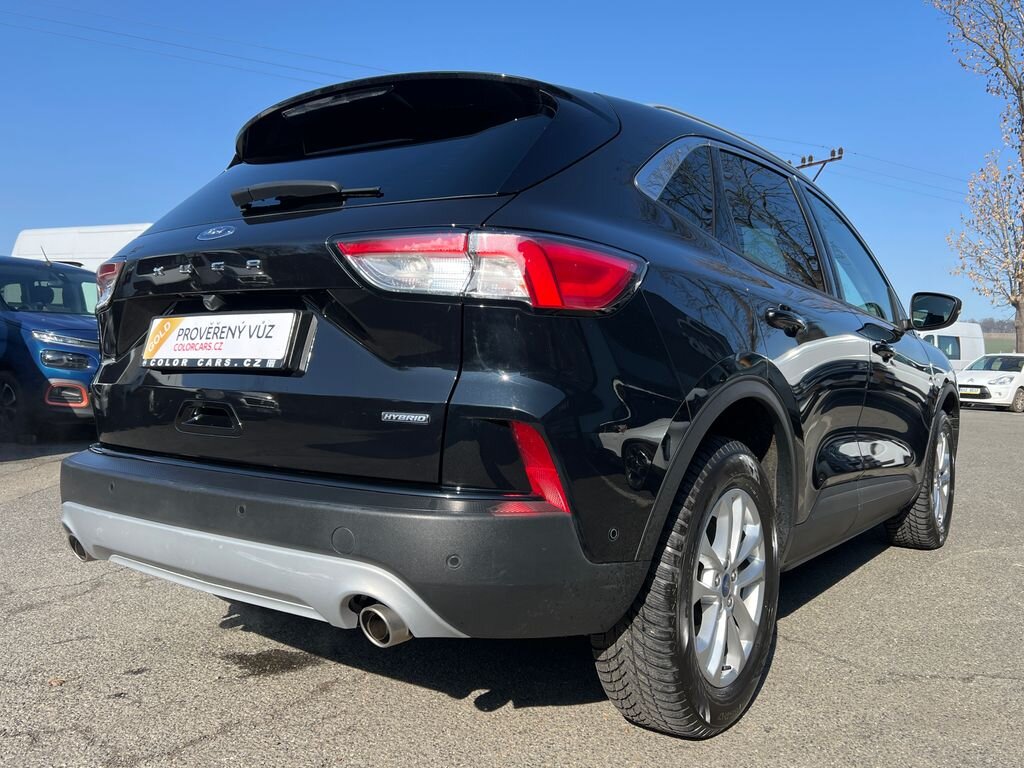 Ford Kuga SUV / Terénní 2,5 l 112 kw