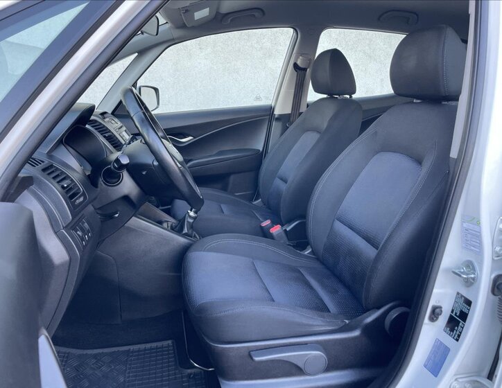 Hyundai ix20 MPV 1,4 l 66 kw